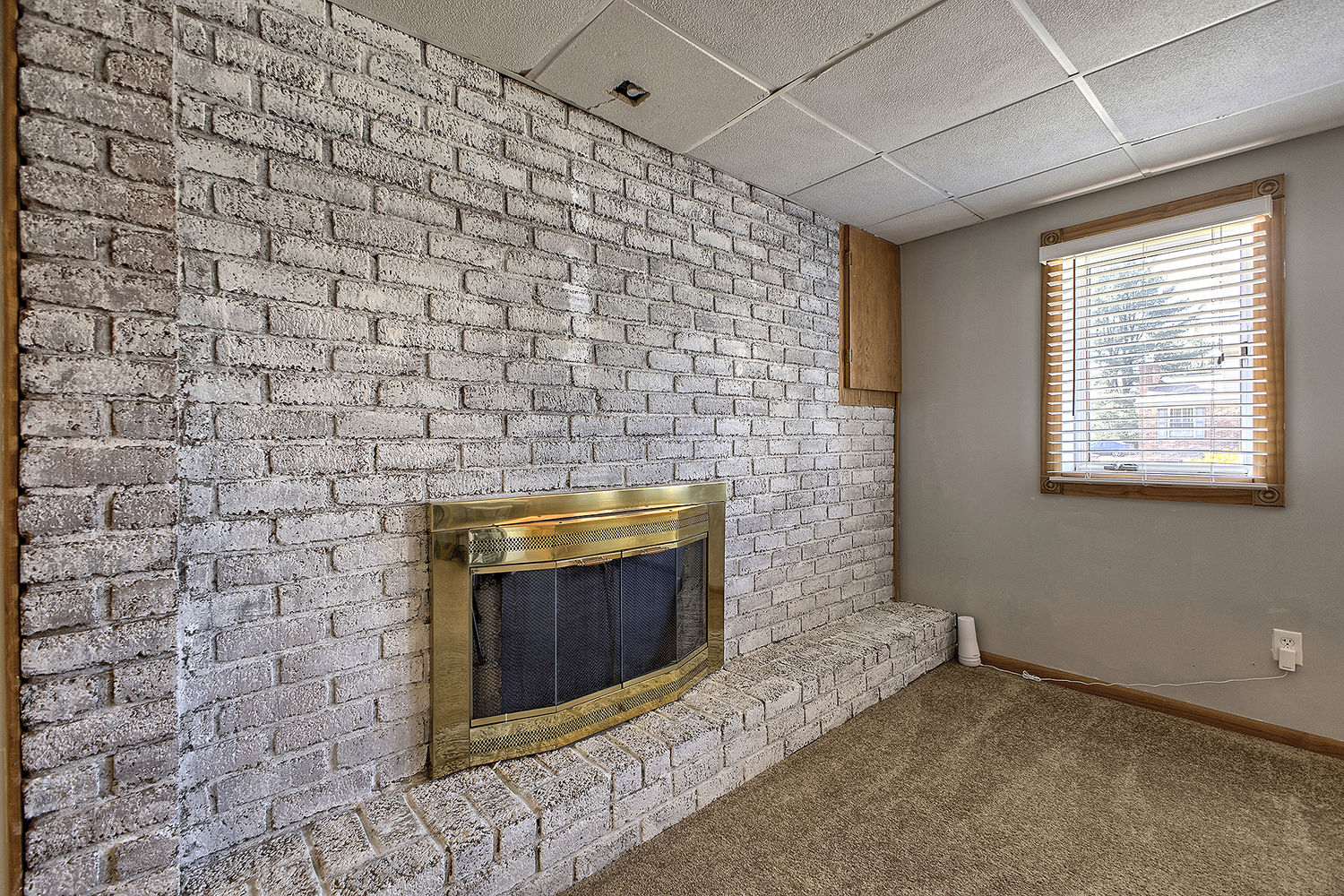 141 Saunders Station