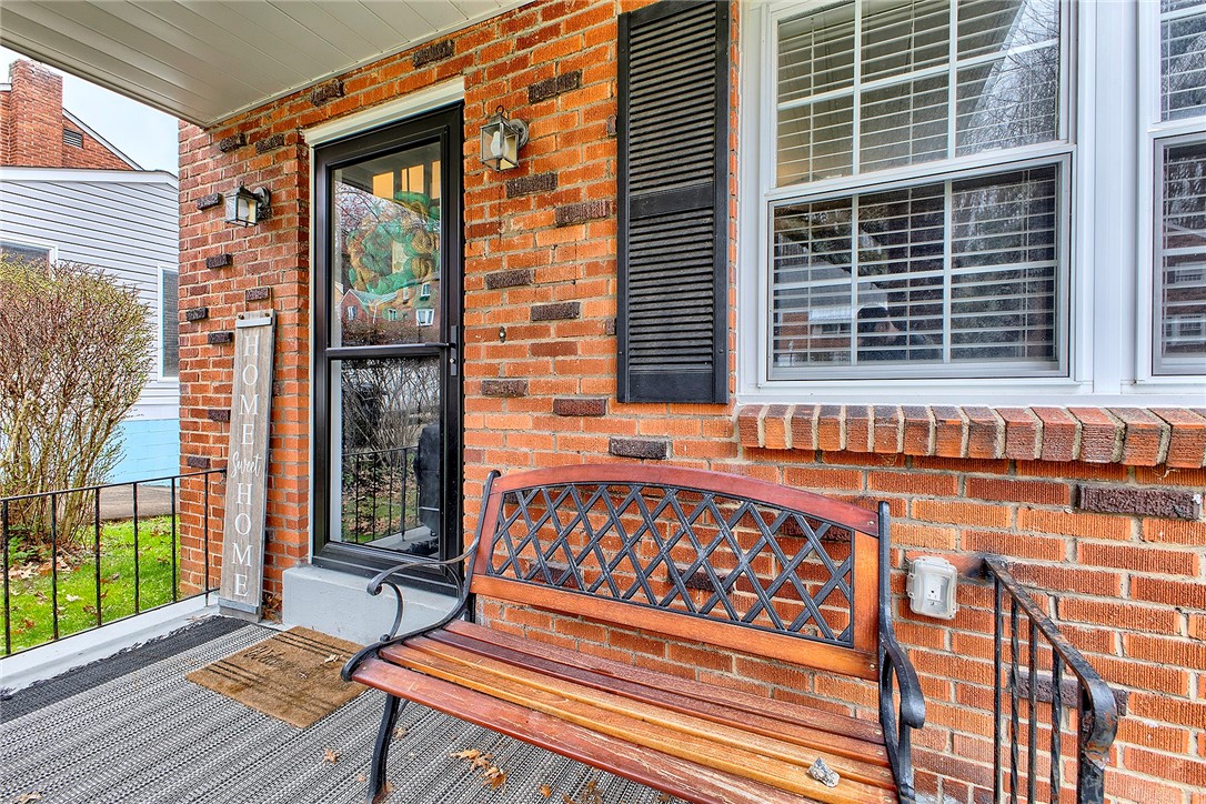 78 Glenview Avenue