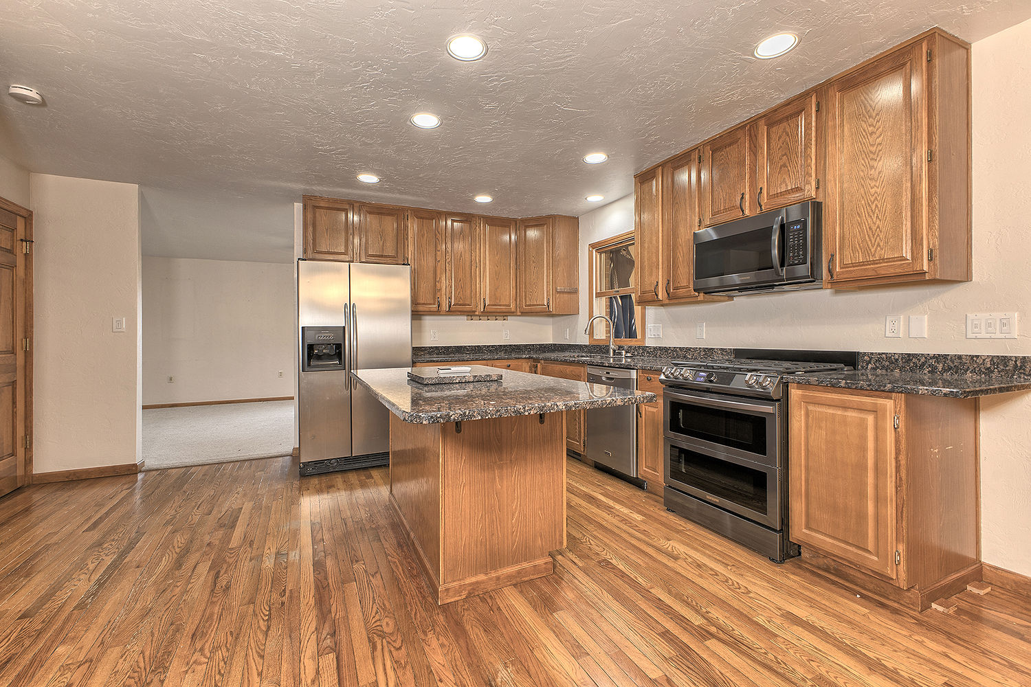 11227 Pershing DRIVE