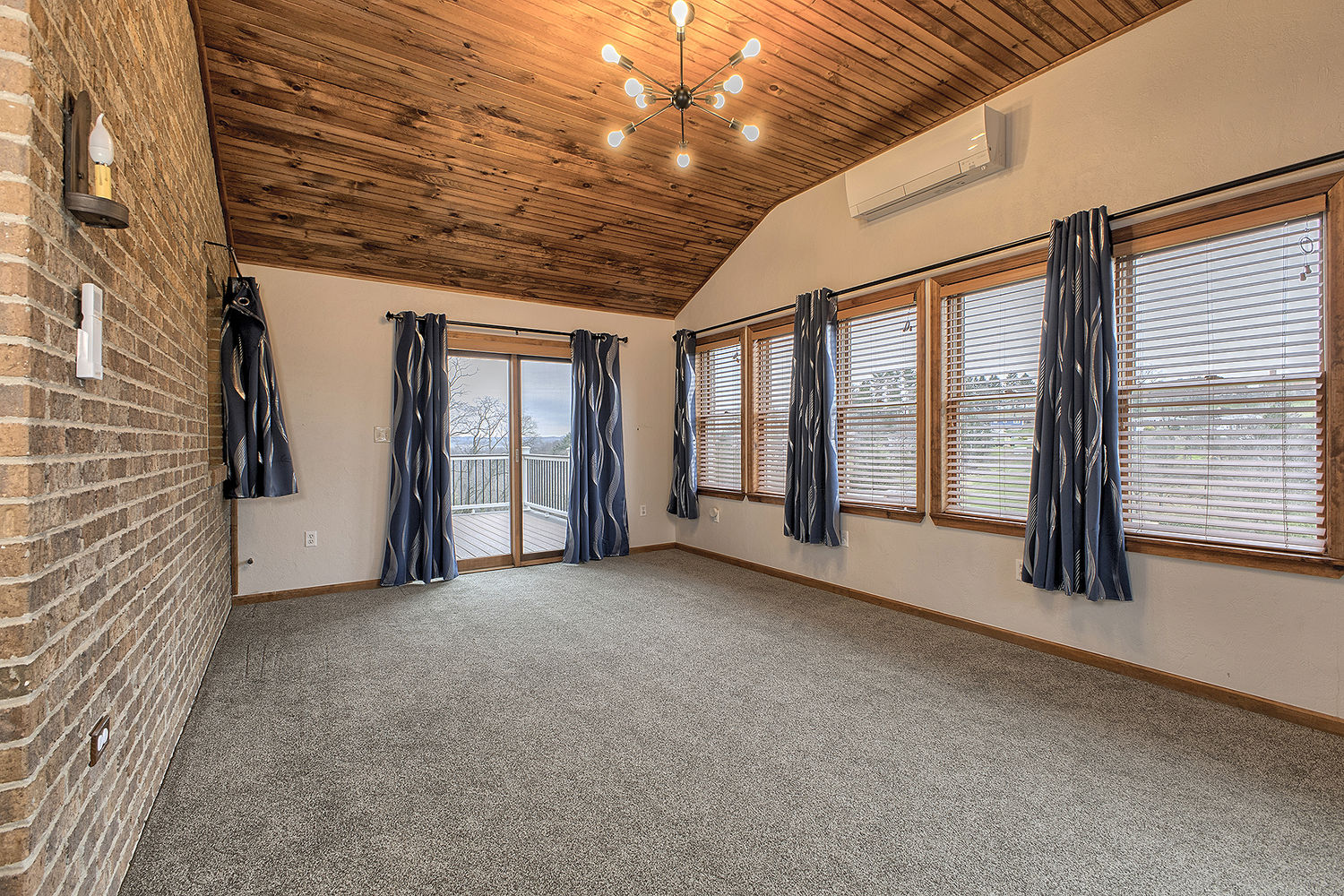 11227 Pershing DRIVE