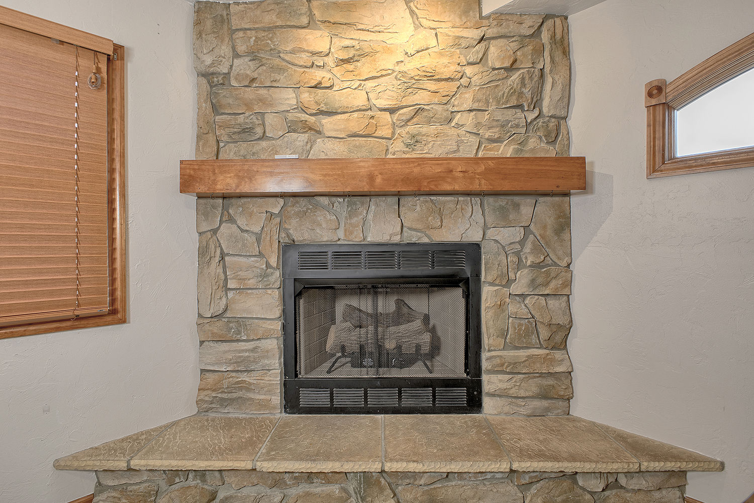 11227 Pershing DRIVE