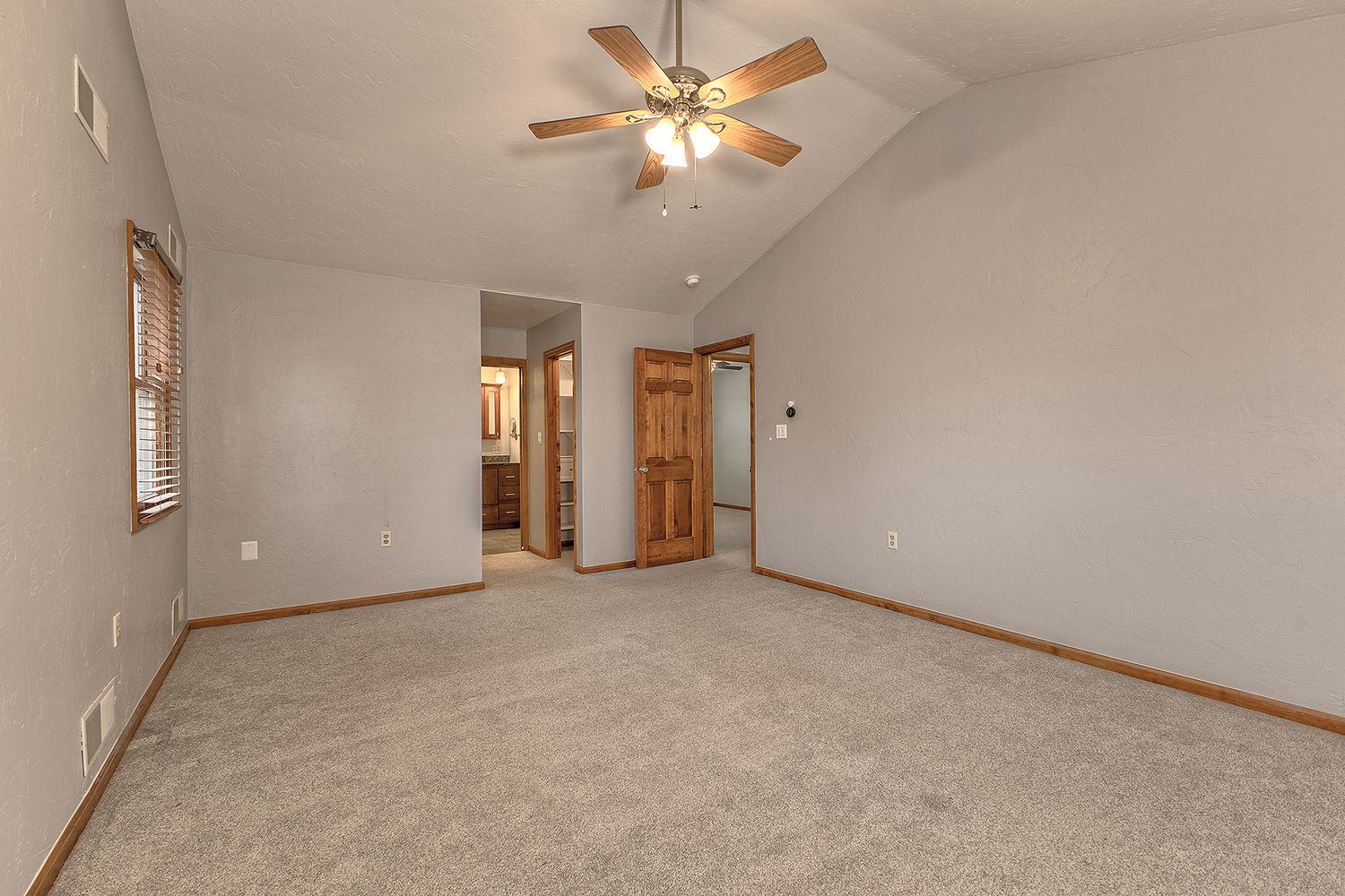 11227 Pershing DRIVE