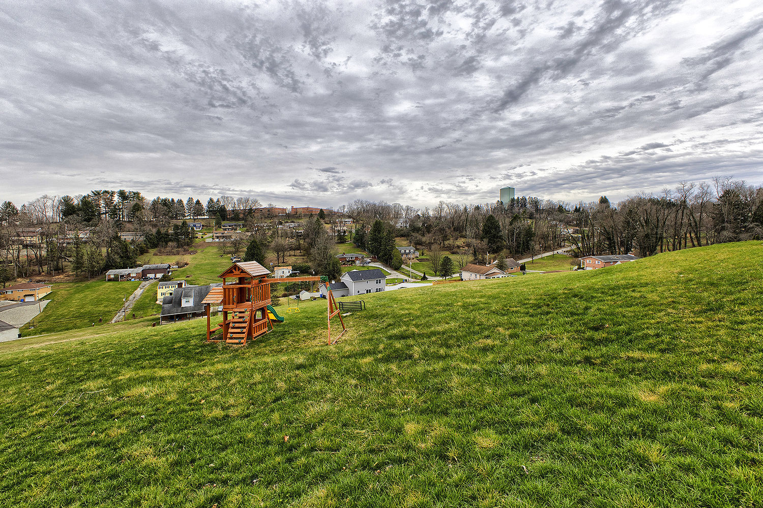 11227 Pershing DRIVE