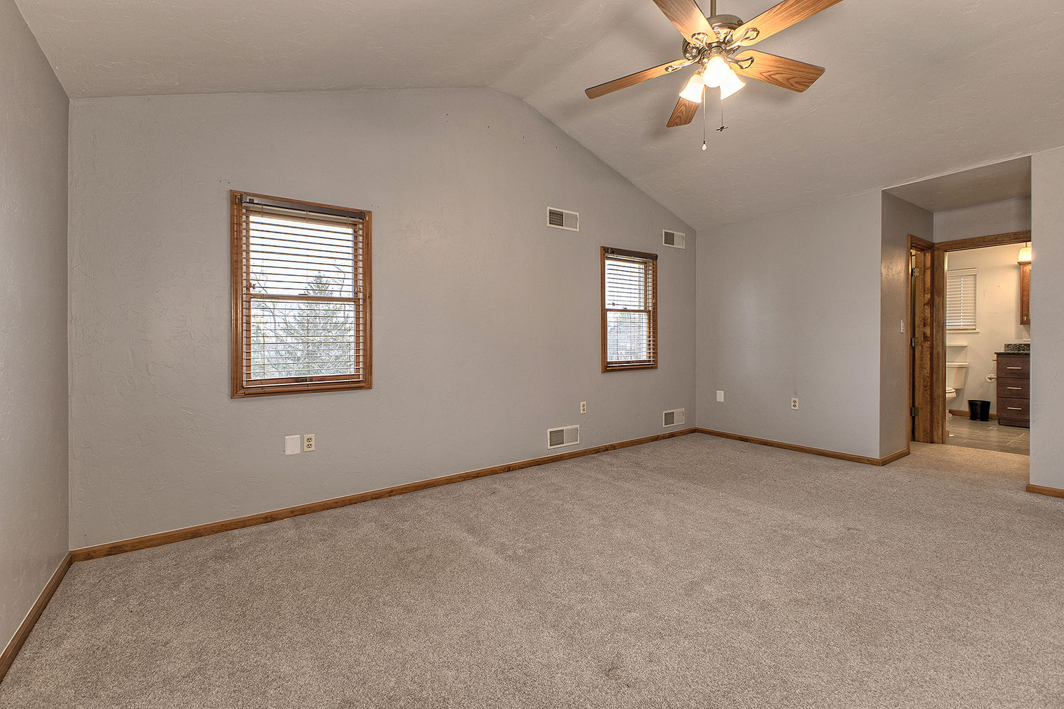 11227 Pershing DRIVE