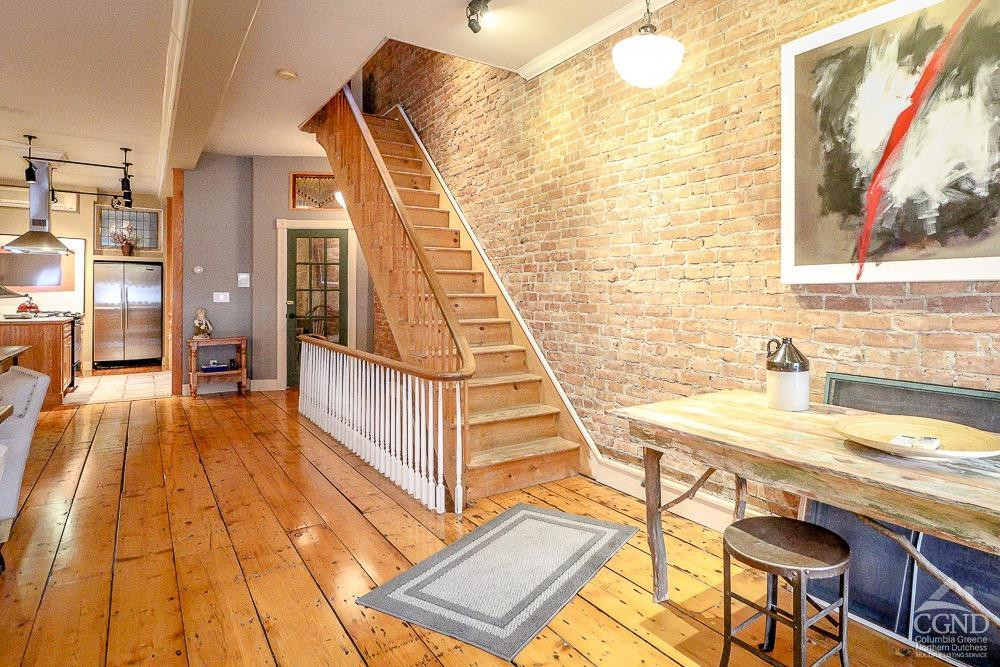 258 Warren St