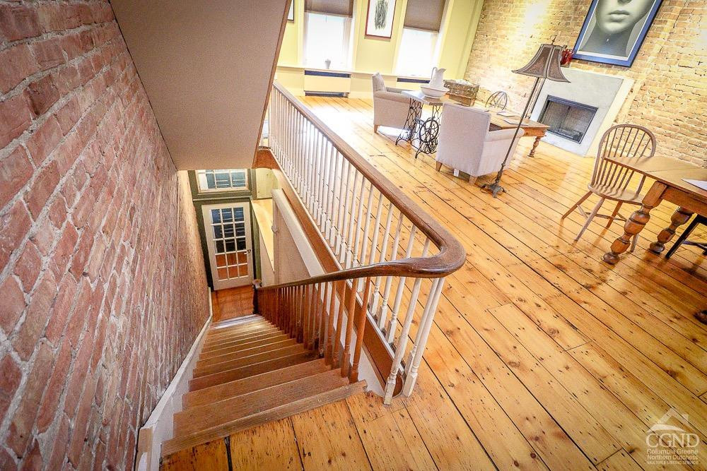 258 Warren St