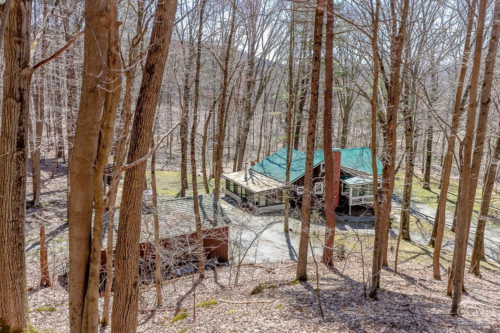 84 Old Hudson Turnpike