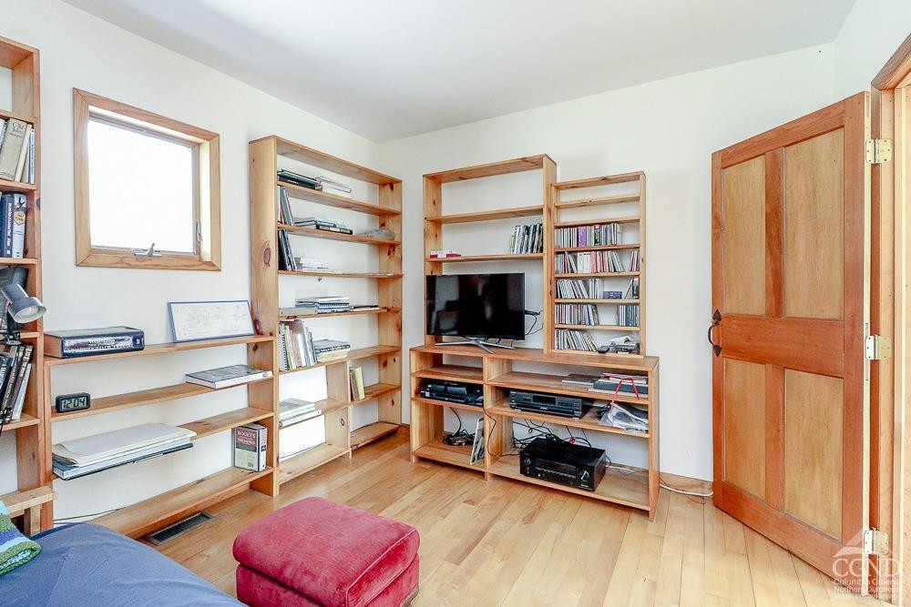 286 W Hill Road