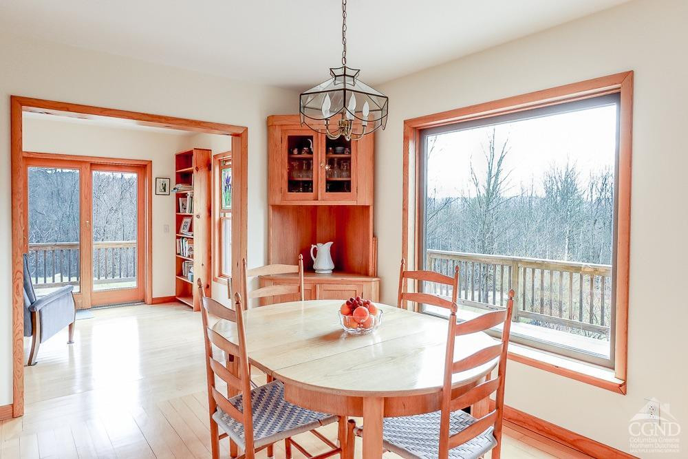 286 W Hill Road