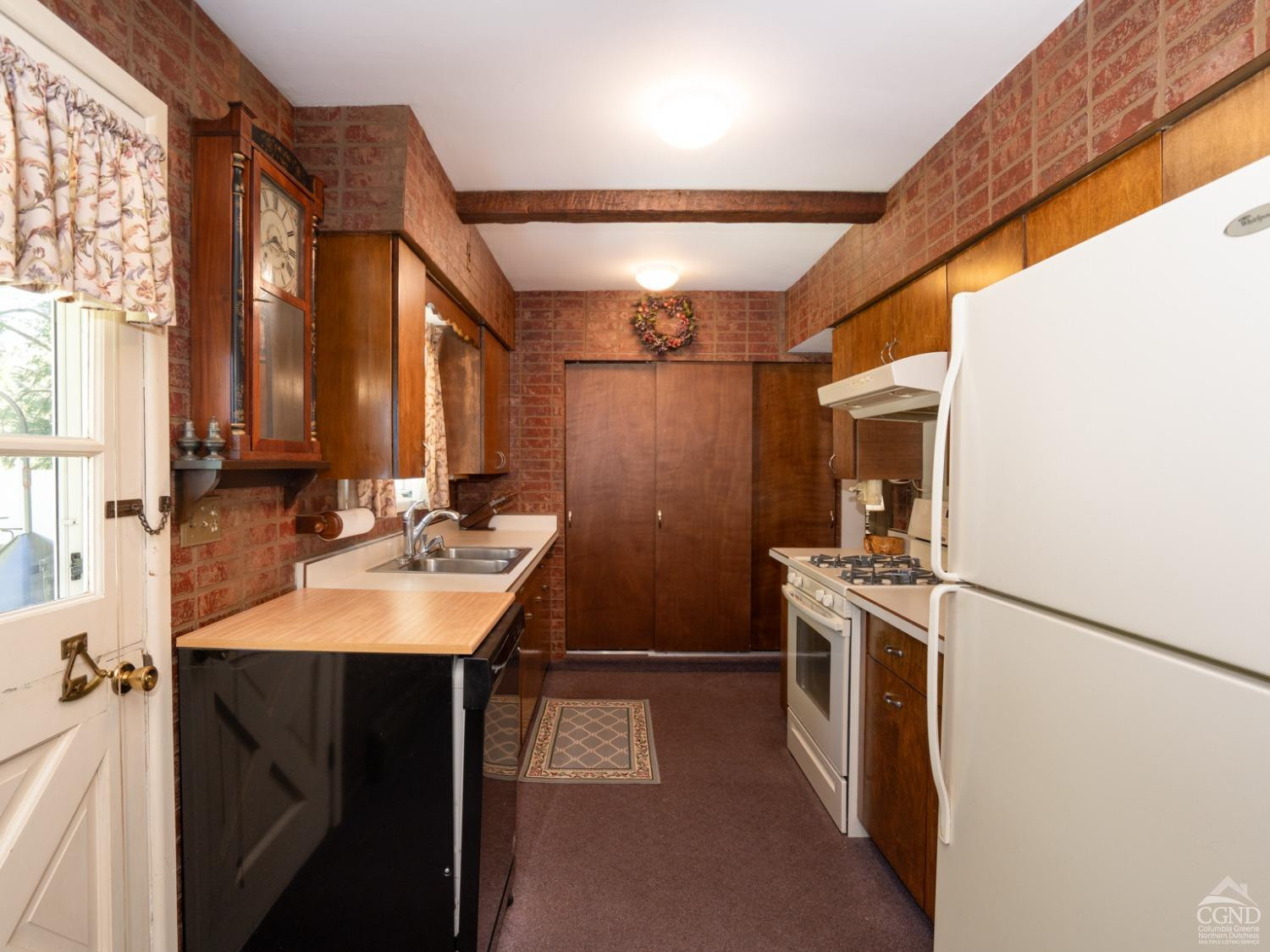 1 Catskill View Drive