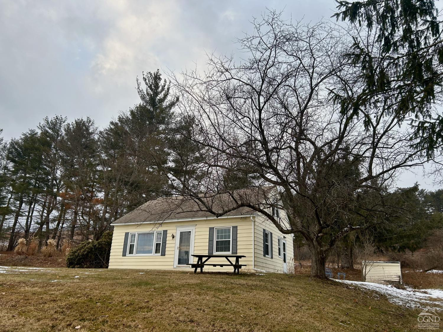 289 Cemetery Road