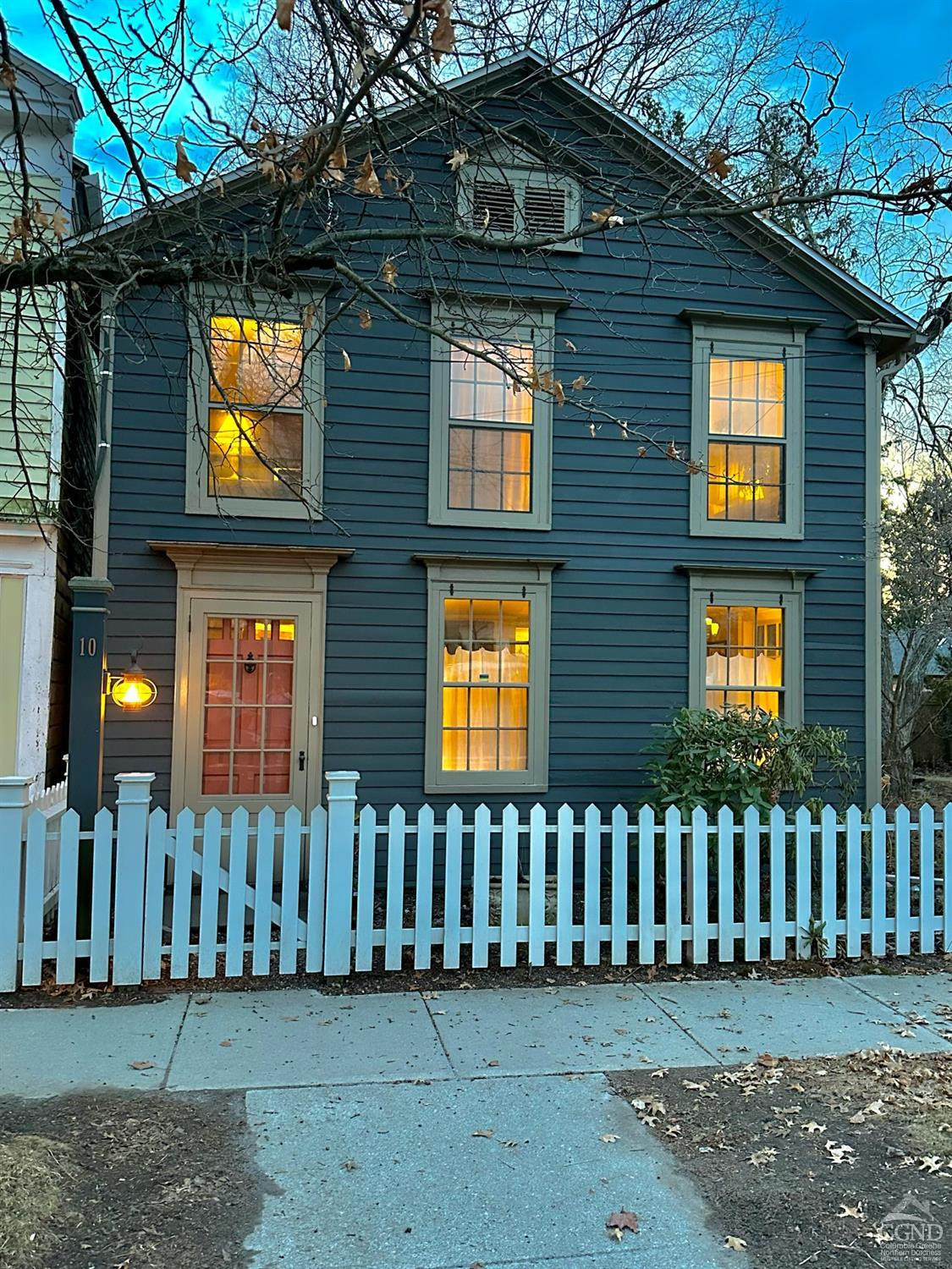 10 Hudson Street