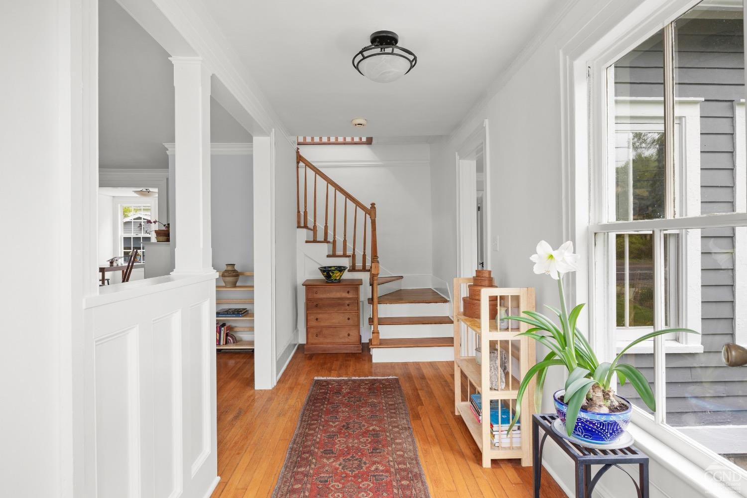 32 Albany Ave
