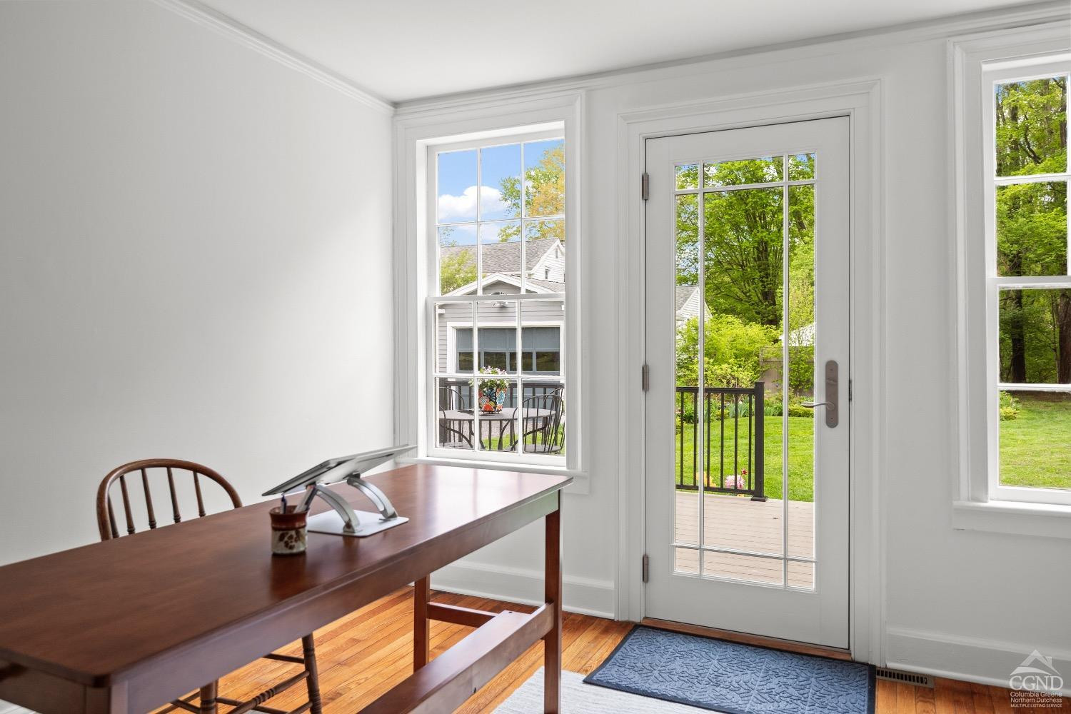 32 Albany Ave