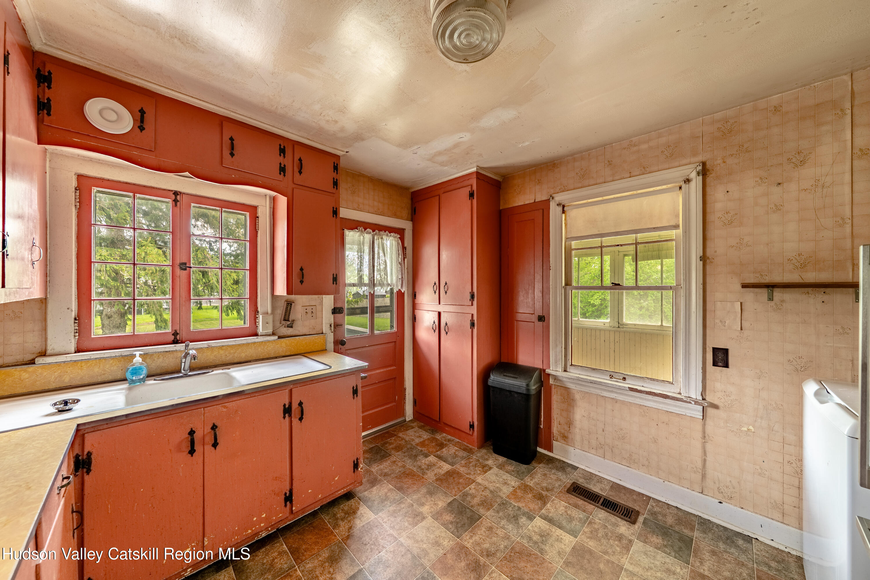 334 Joslen Boulevard