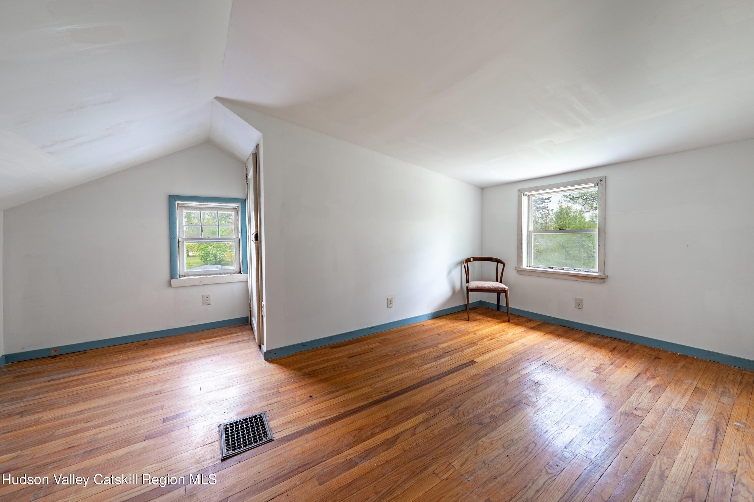 334 Joslen Boulevard