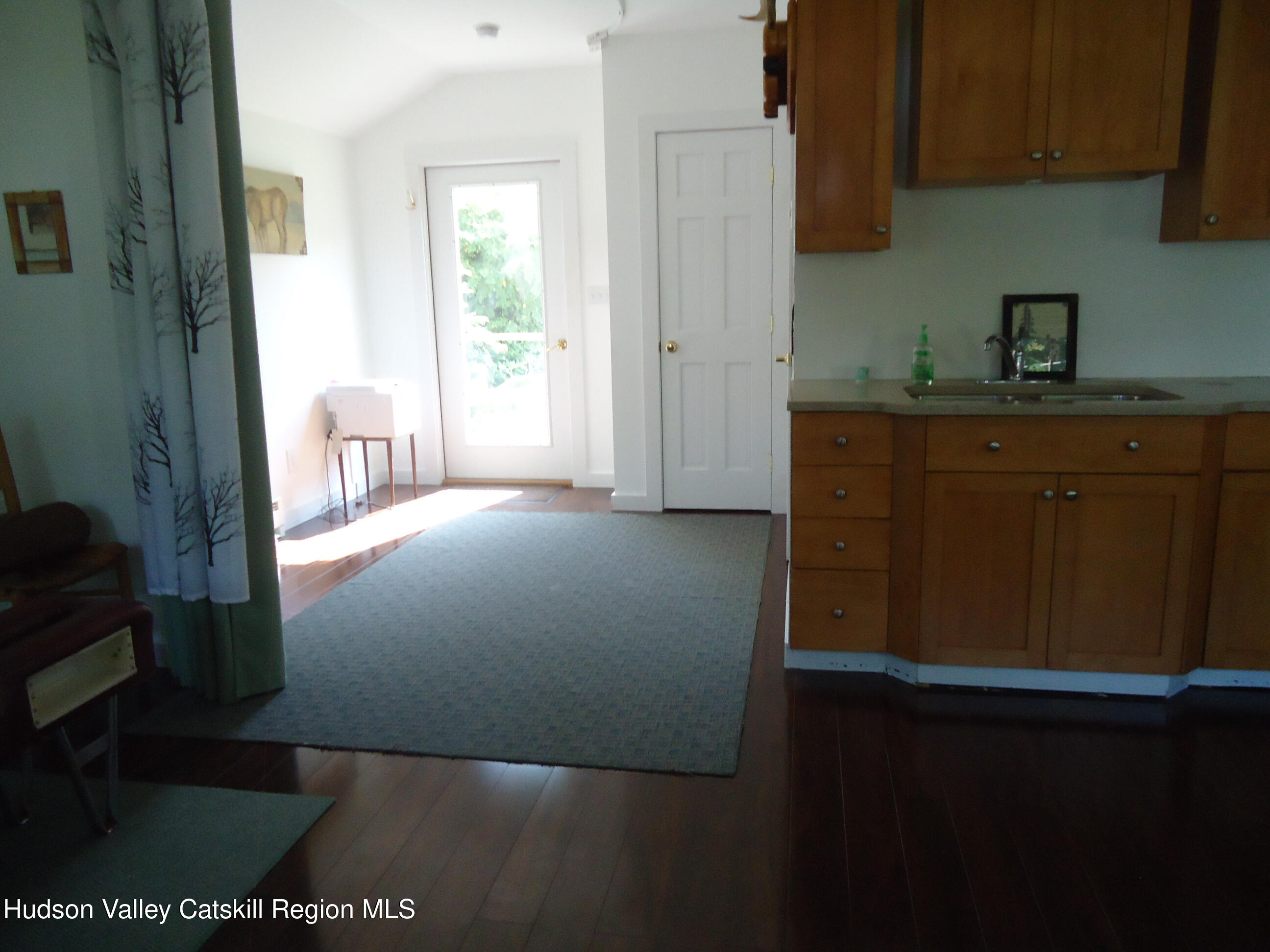 4 Bushnell Avenue