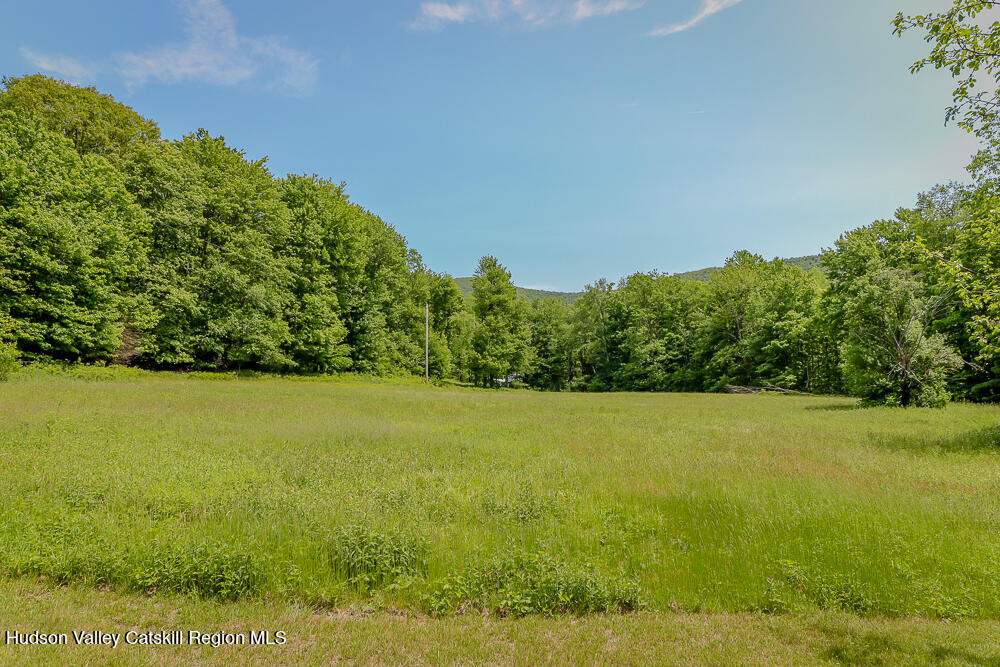 613 SE Hollow Road