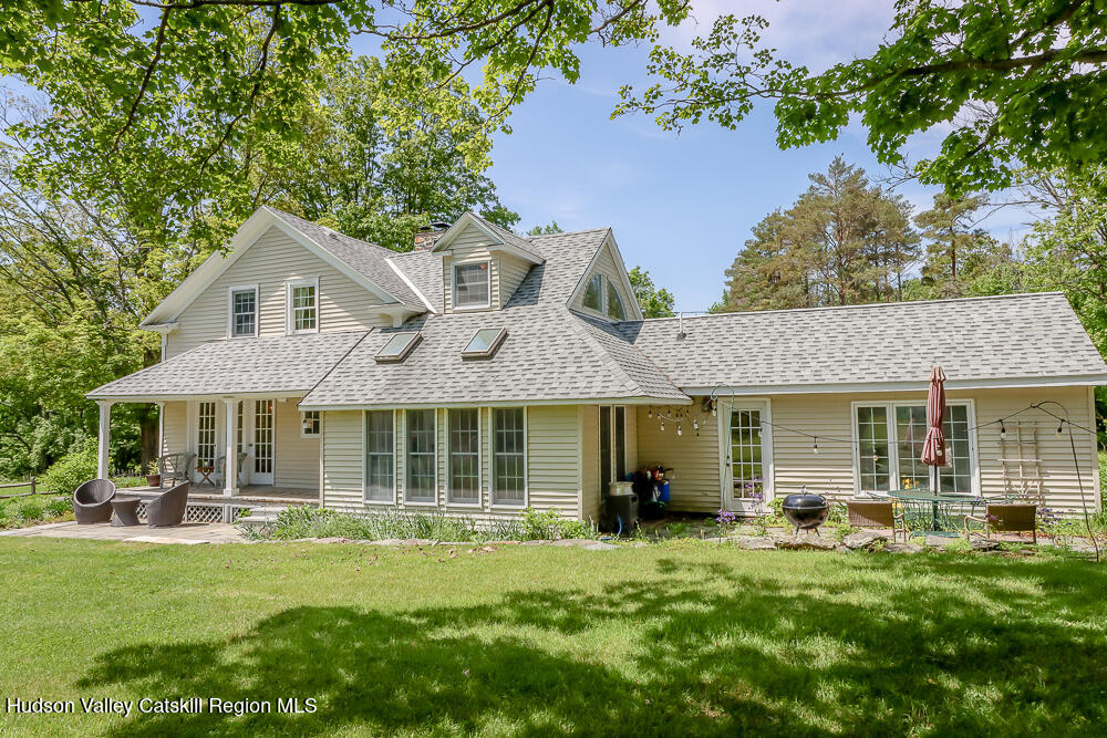 613 SE Hollow Road