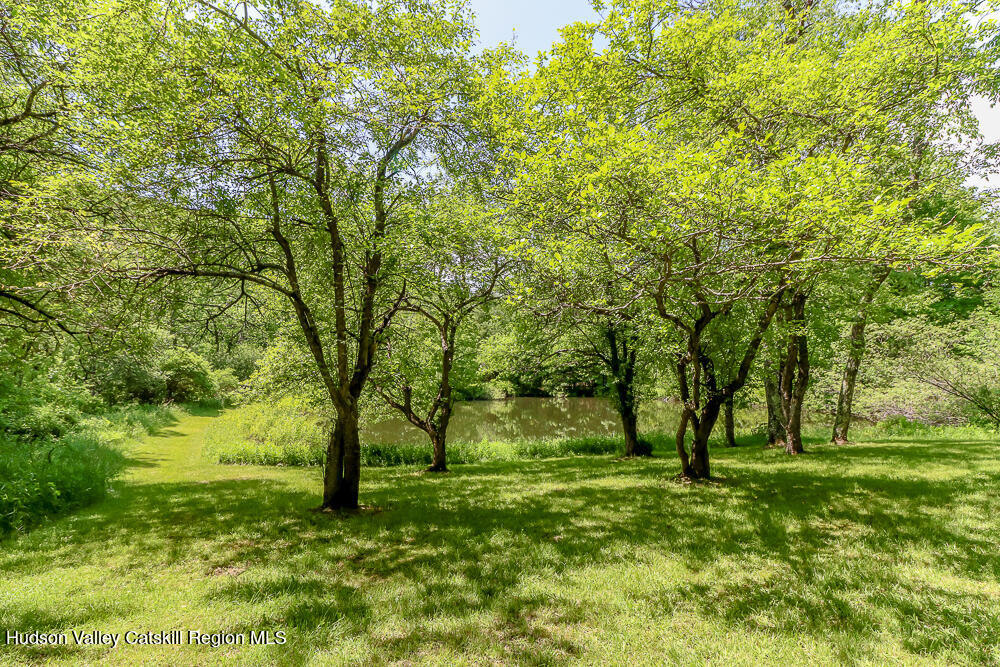 613 SE Hollow Road