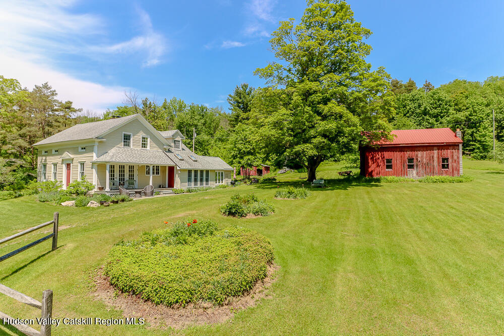 613 SE Hollow Road
