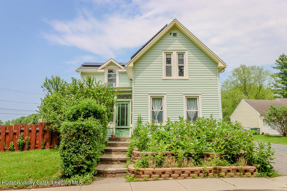 91 Green Avenue