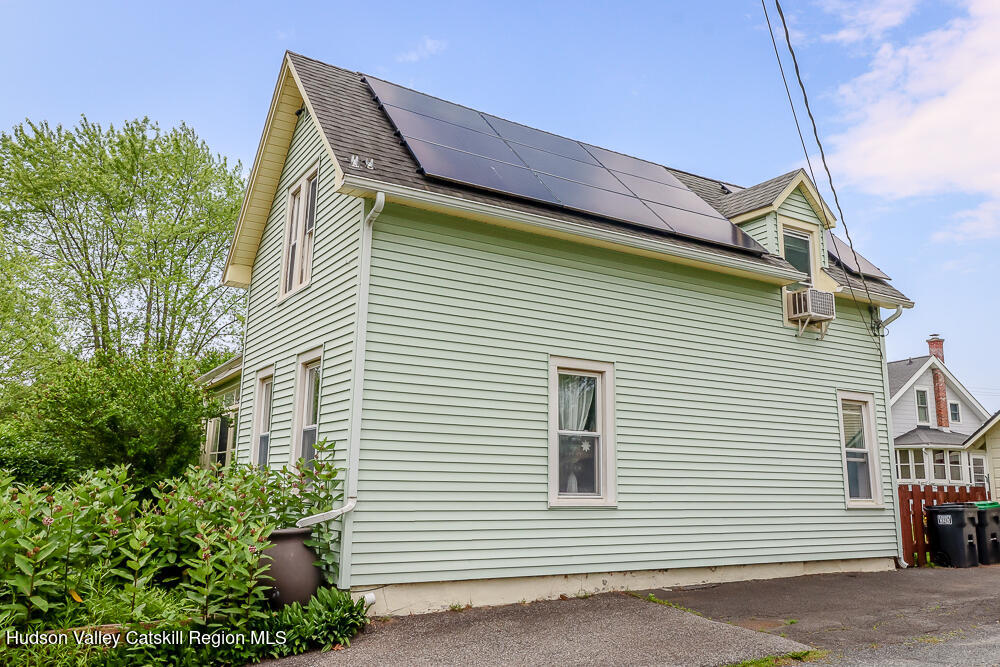 91 Green Avenue
