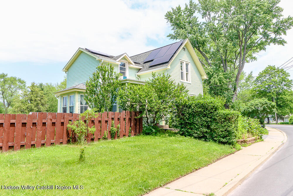 91 Green Avenue
