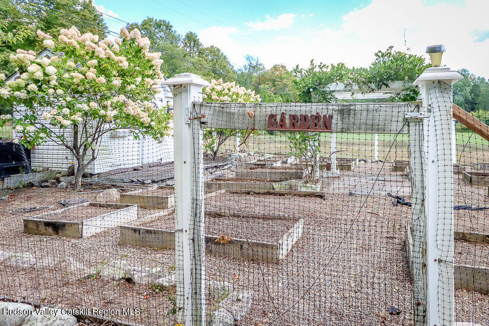 847 County Route 32, Malden Bridge