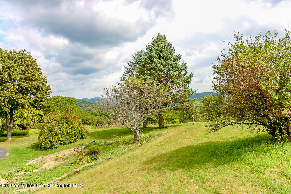 1600 County Route 7a