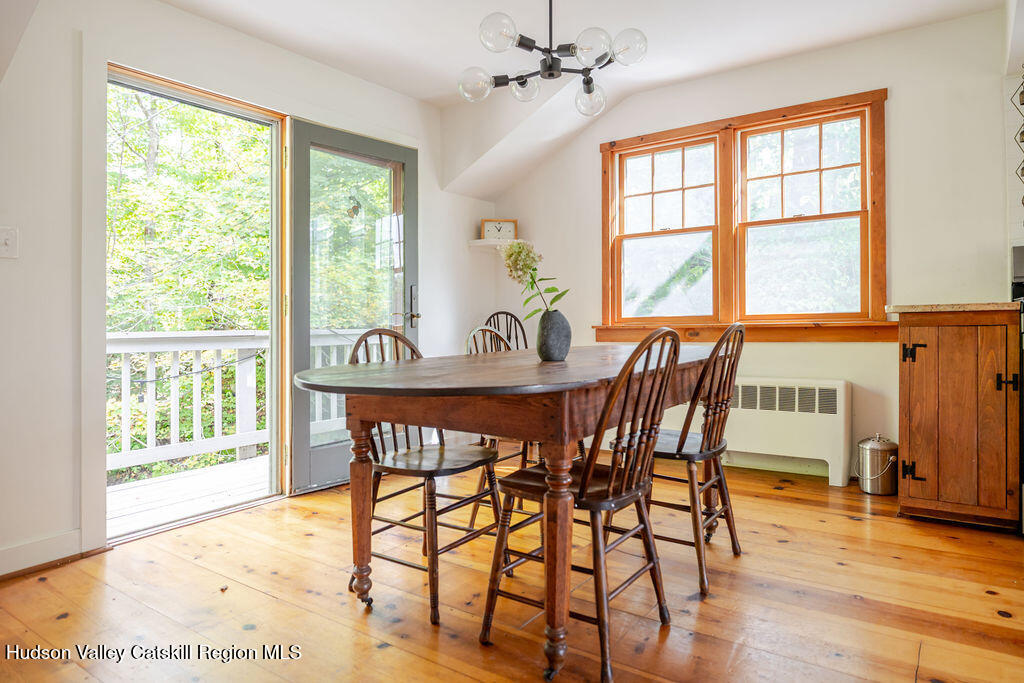 470 North Mountain Road