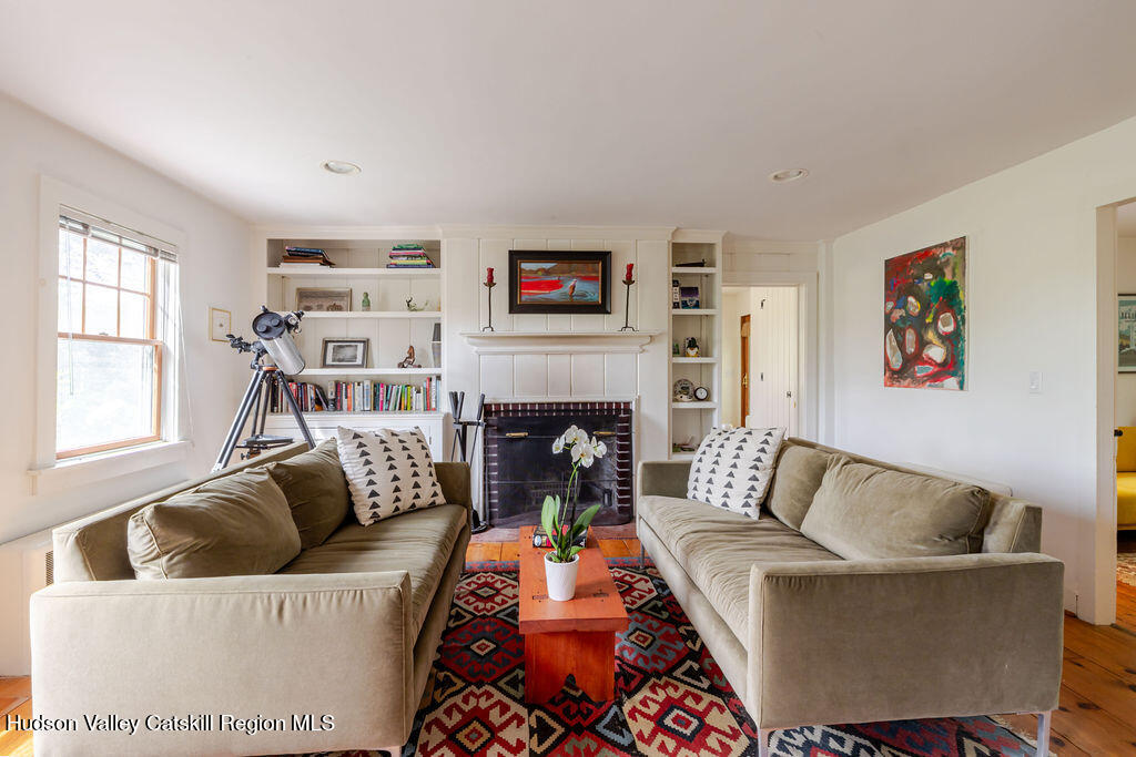 470 North Mountain Road