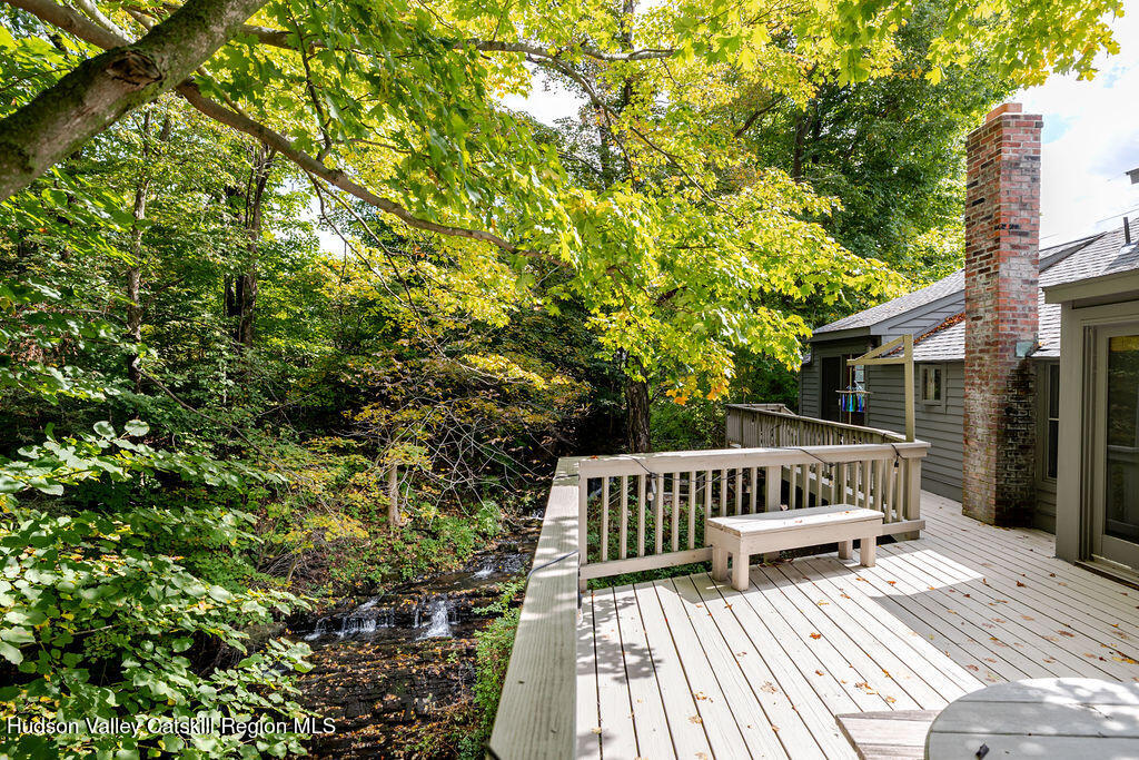 470 North Mountain Road