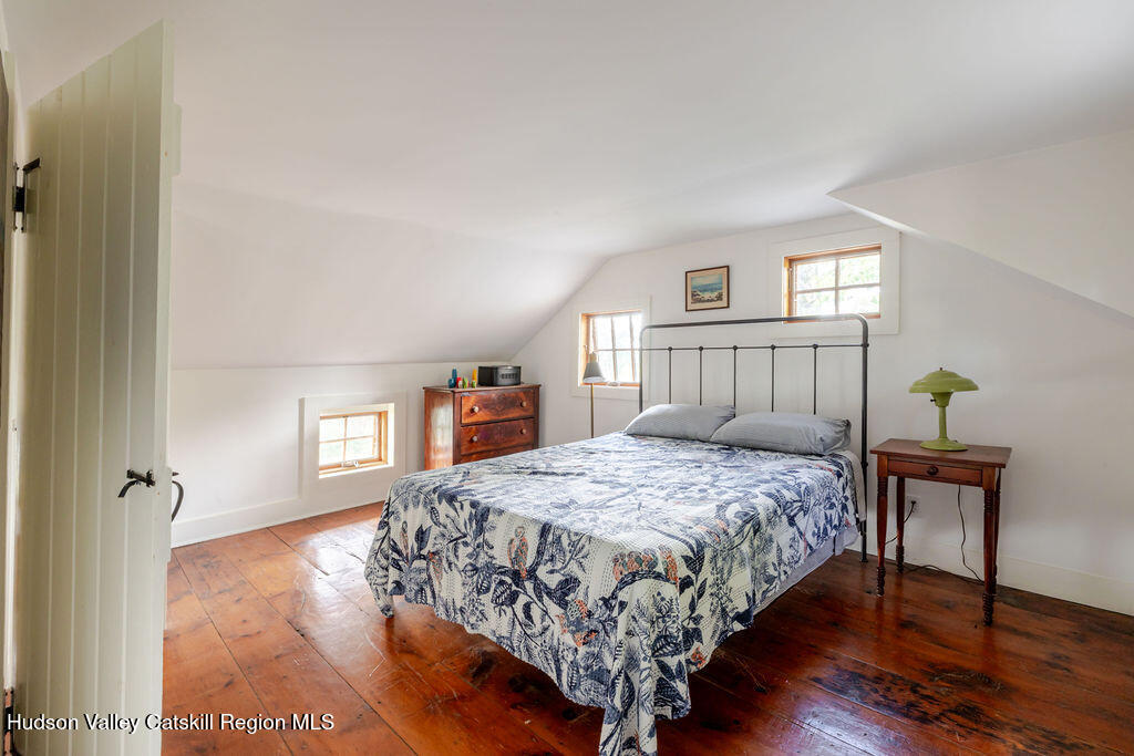 470 North Mountain Road