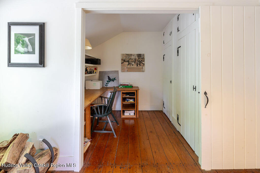 470 North Mountain Road