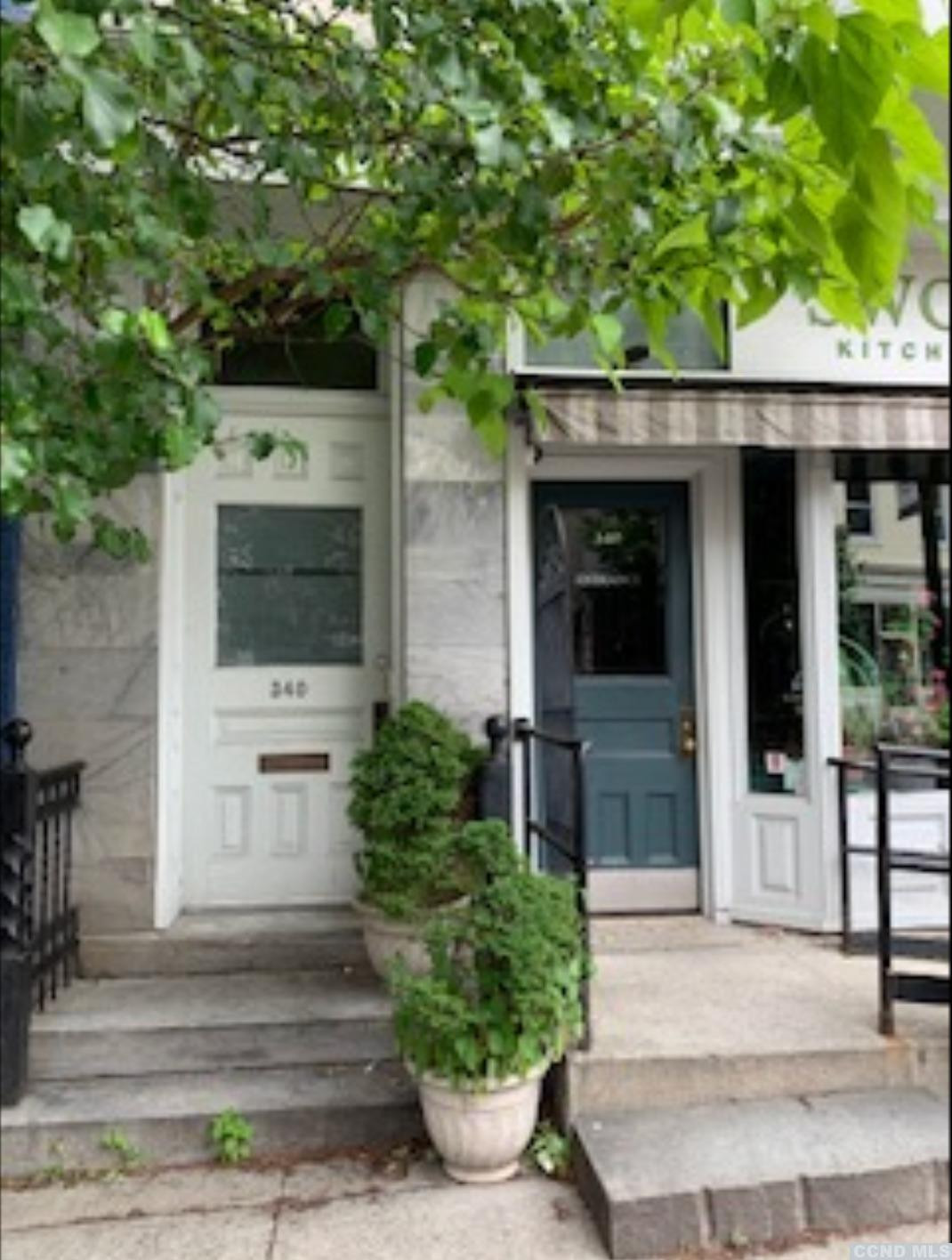 340 Warren Street, 3rd F