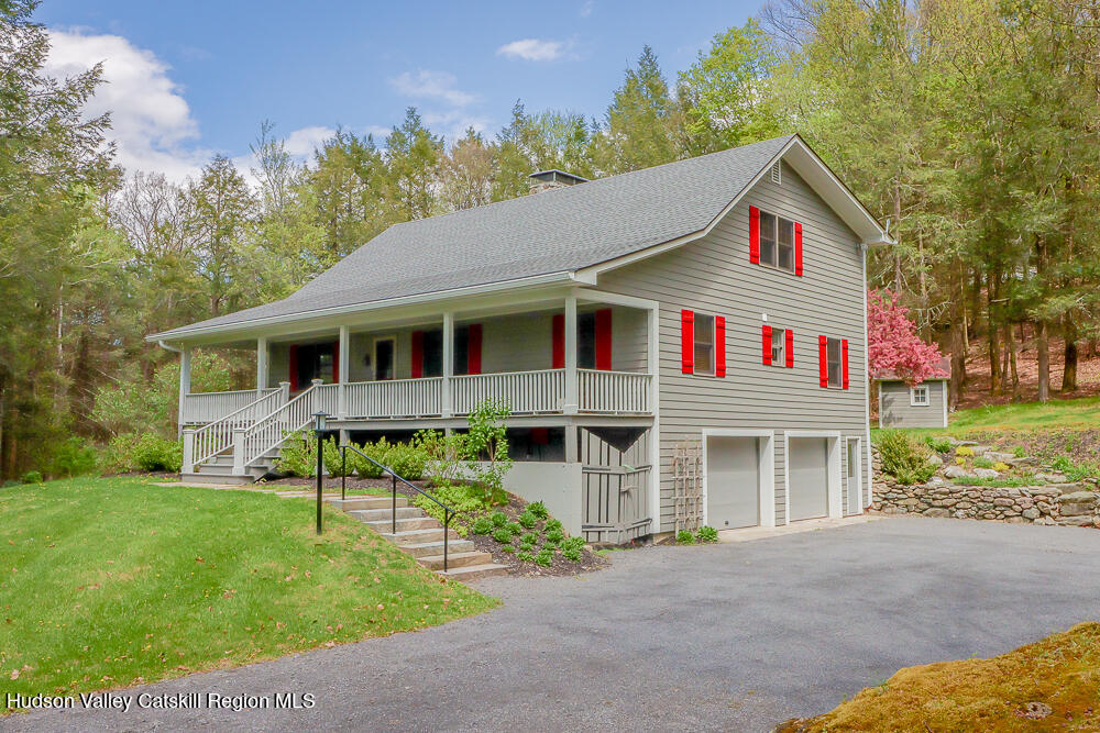 996 Dugway Road