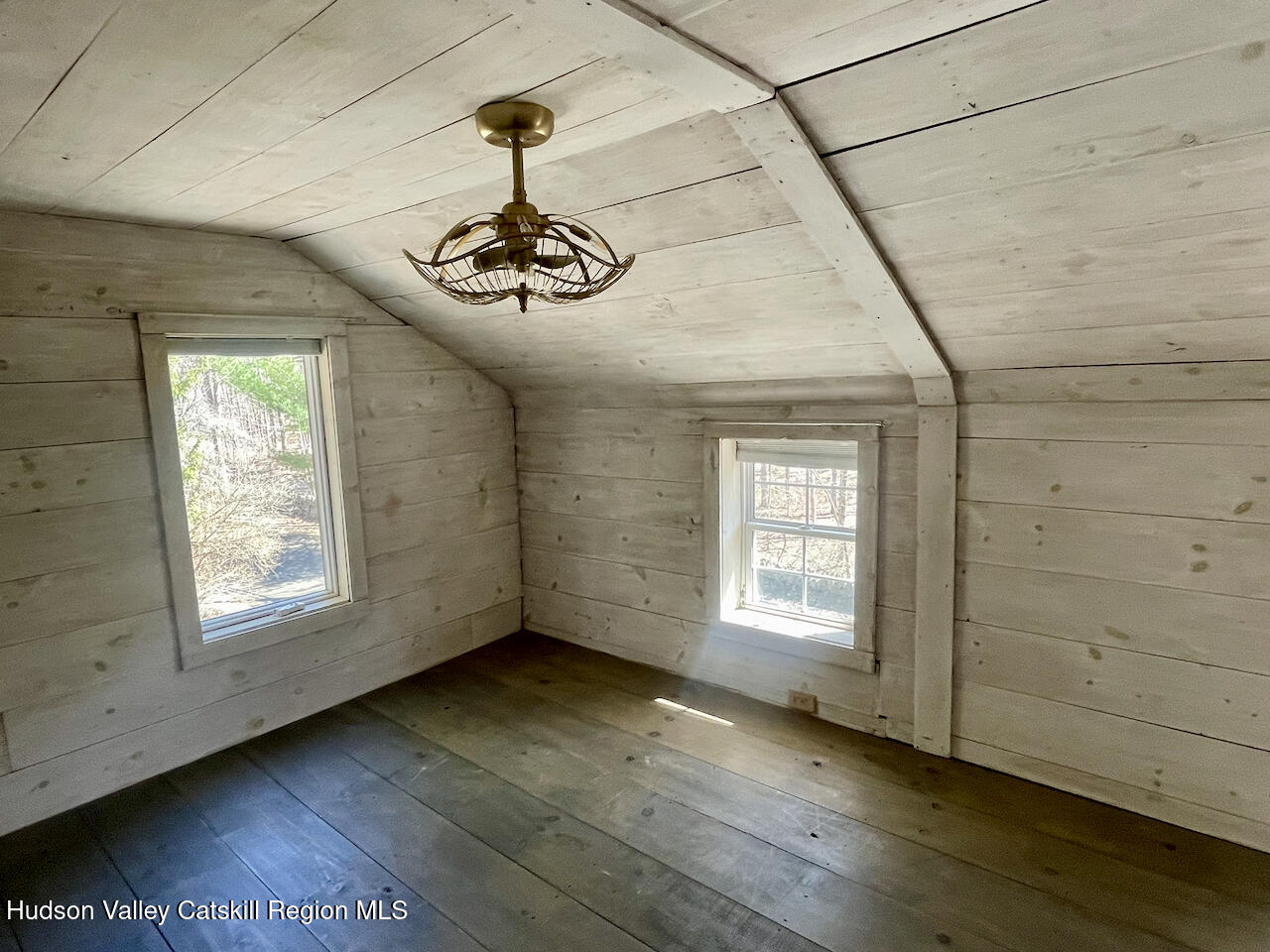 40 Whitings Pond Road