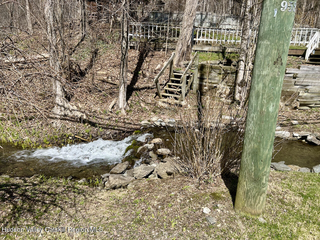 40 Whitings Pond Road