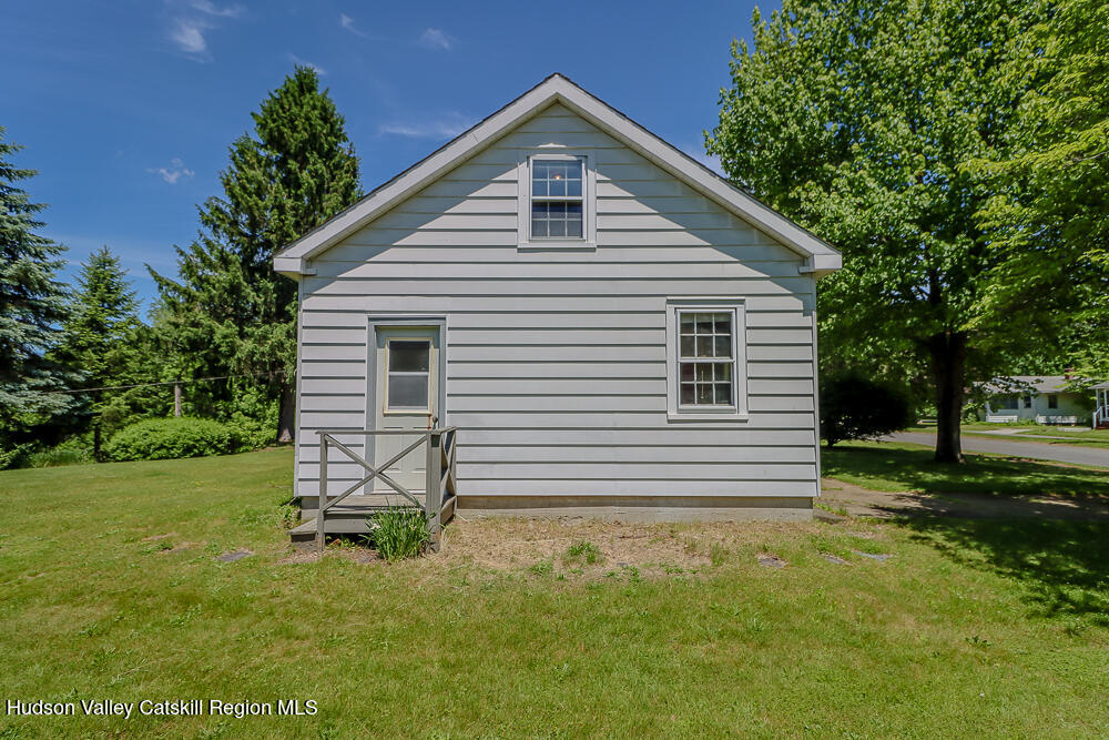 26 Houseman Avenue