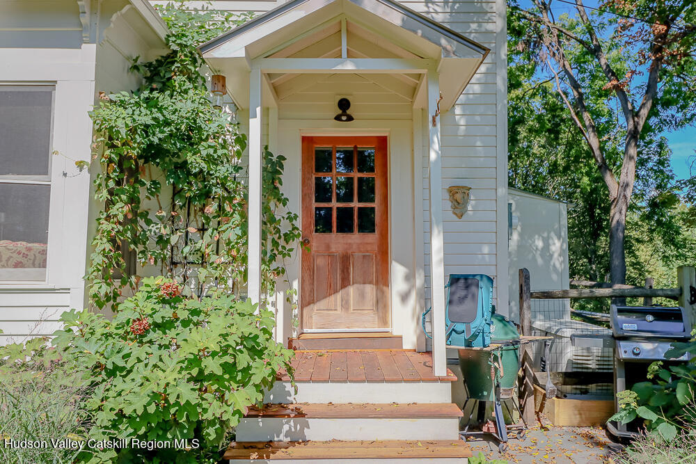 23 Fairview Avenue