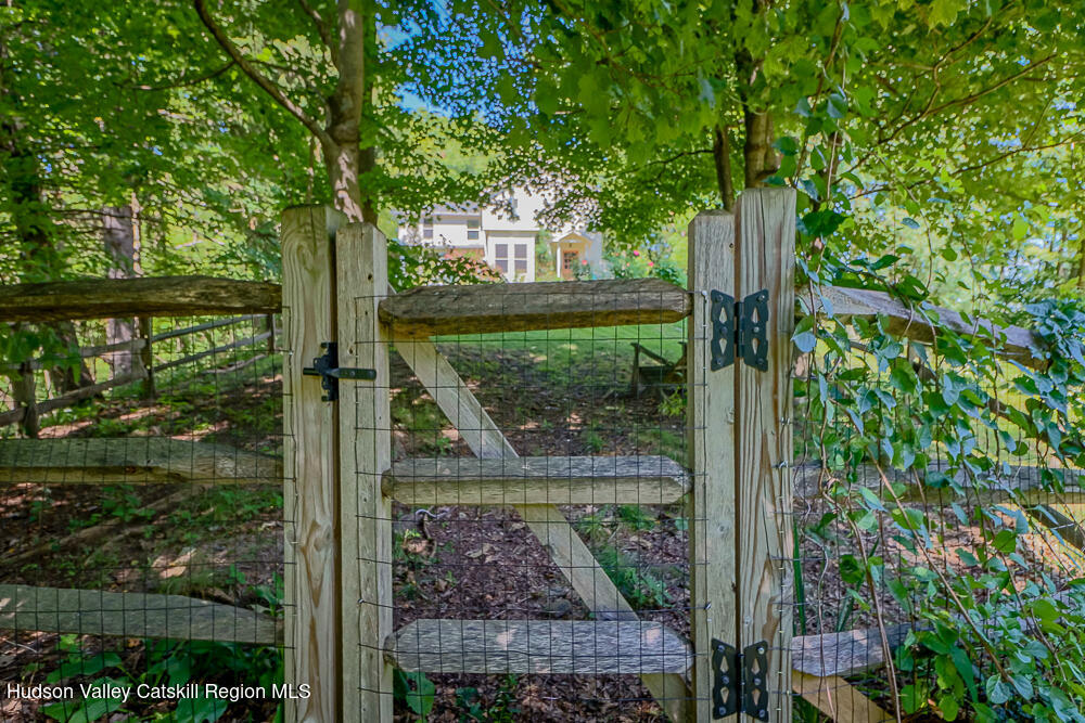 23 Fairview Avenue