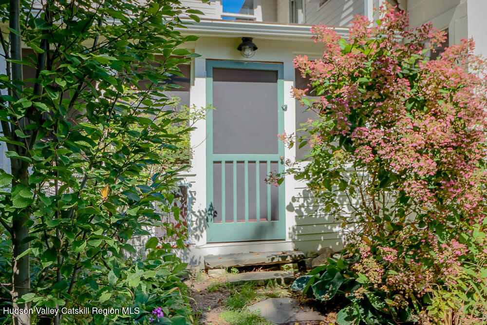 23 Fairview Avenue