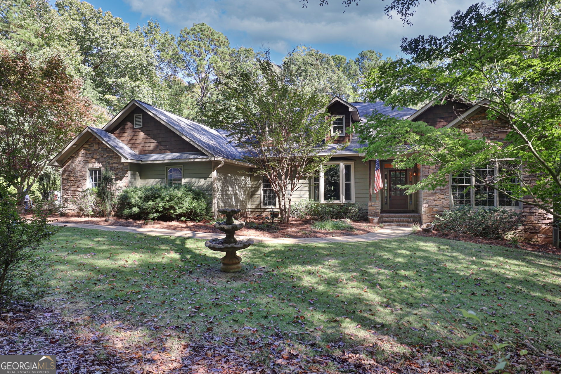 40 Maple Court