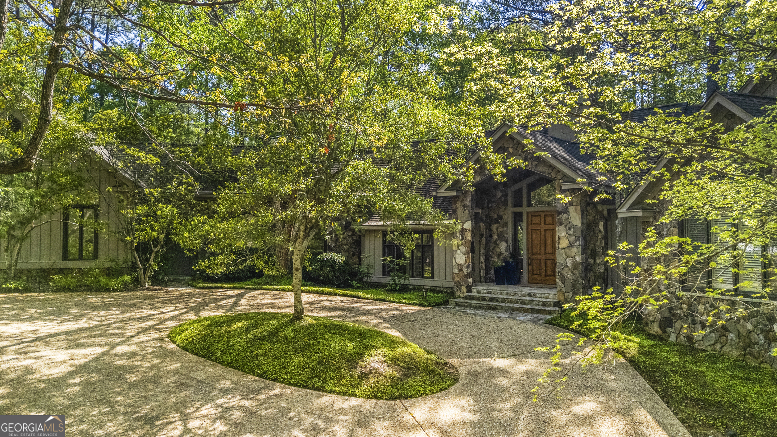 4 Mountain Ridge Court