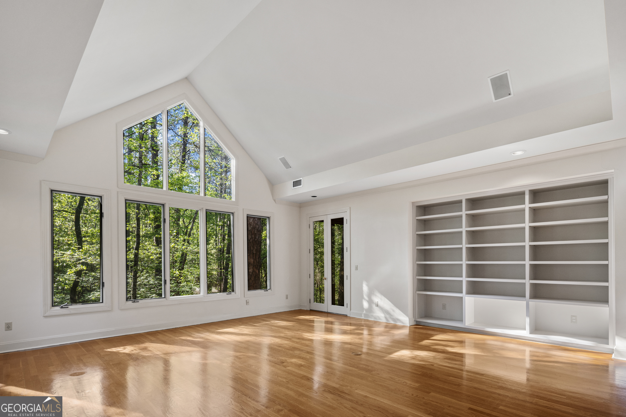 4 Mountain Ridge Court