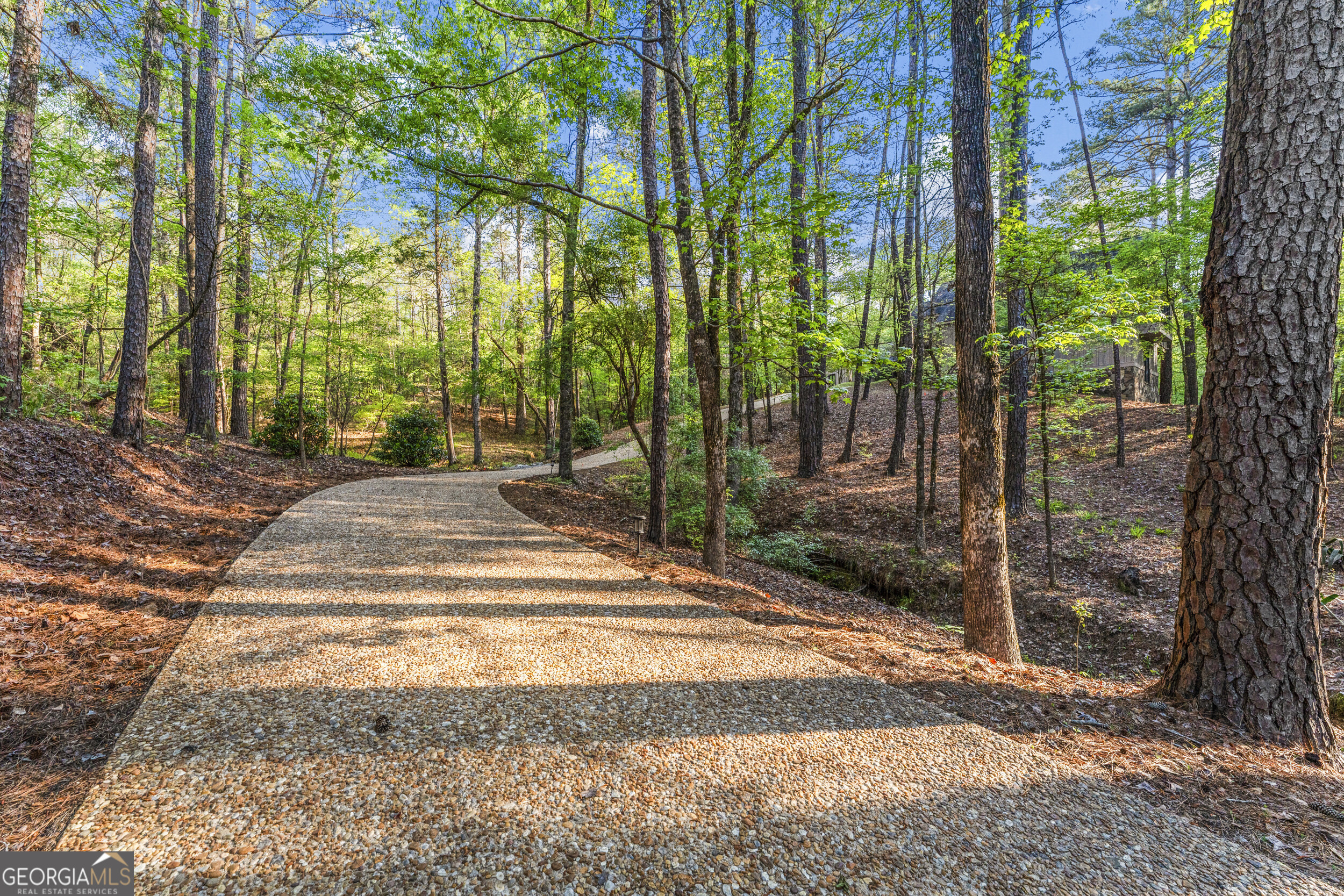 4 Mountain Ridge Court