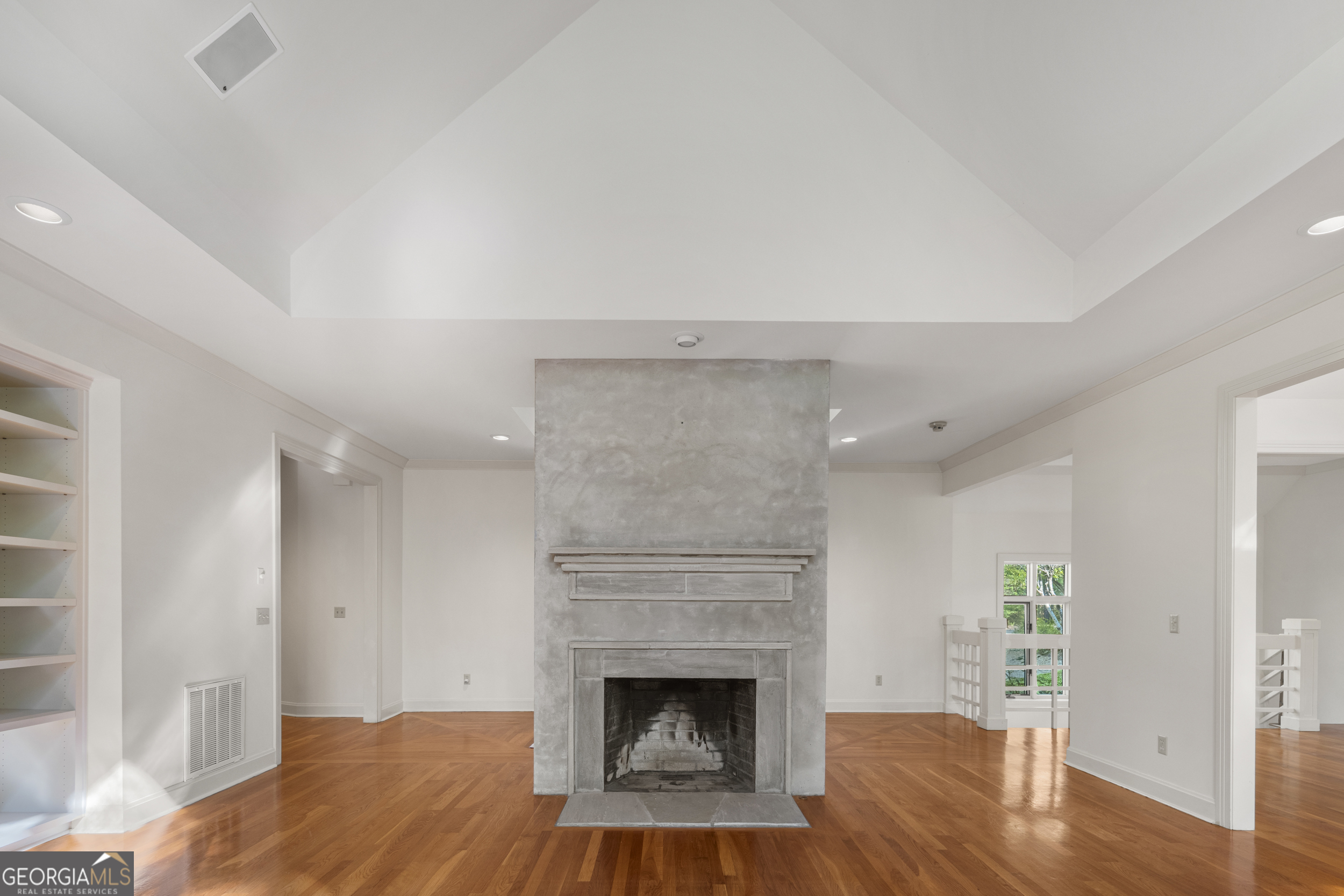 4 Mountain Ridge Court