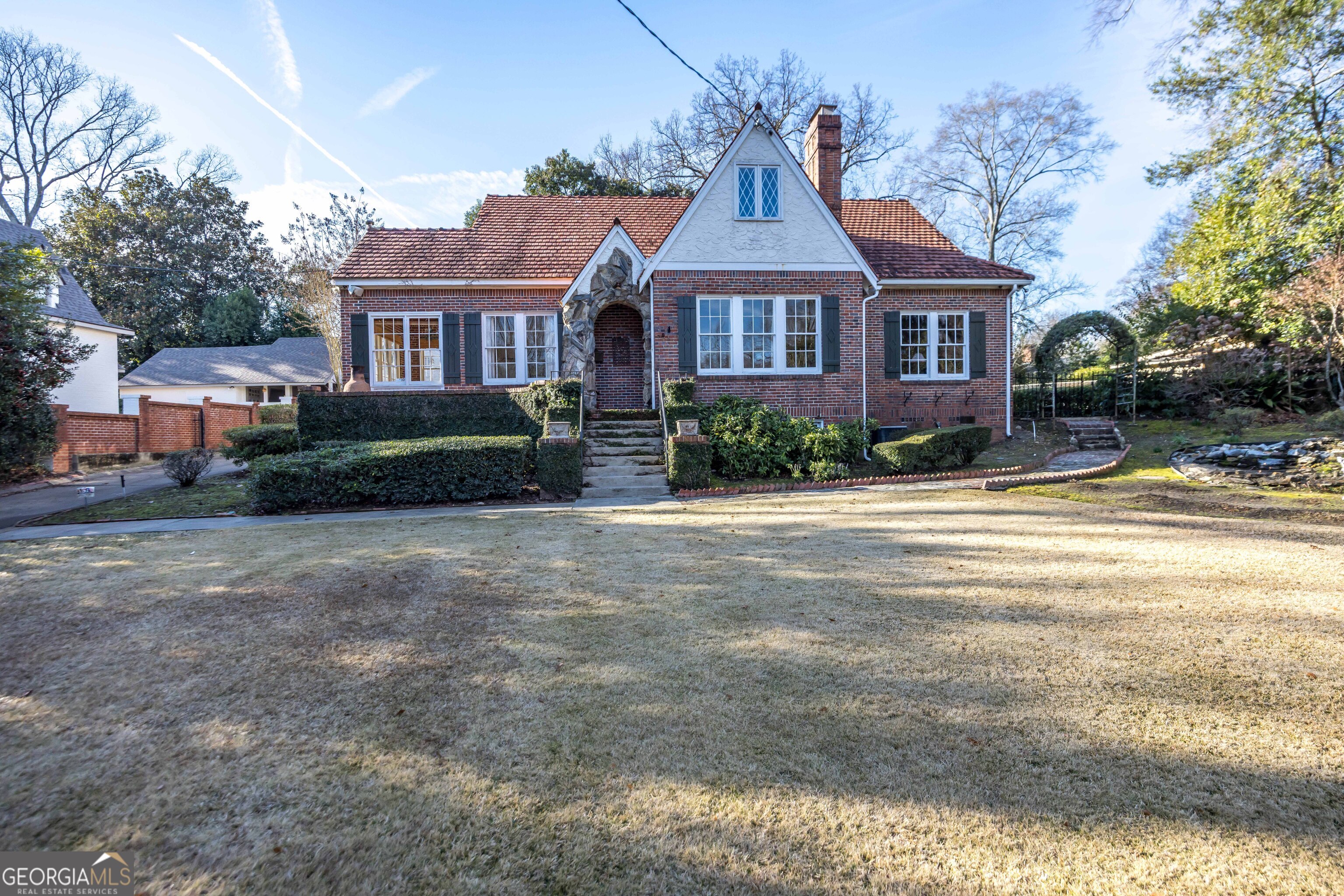 1814 Elmwood Drive
