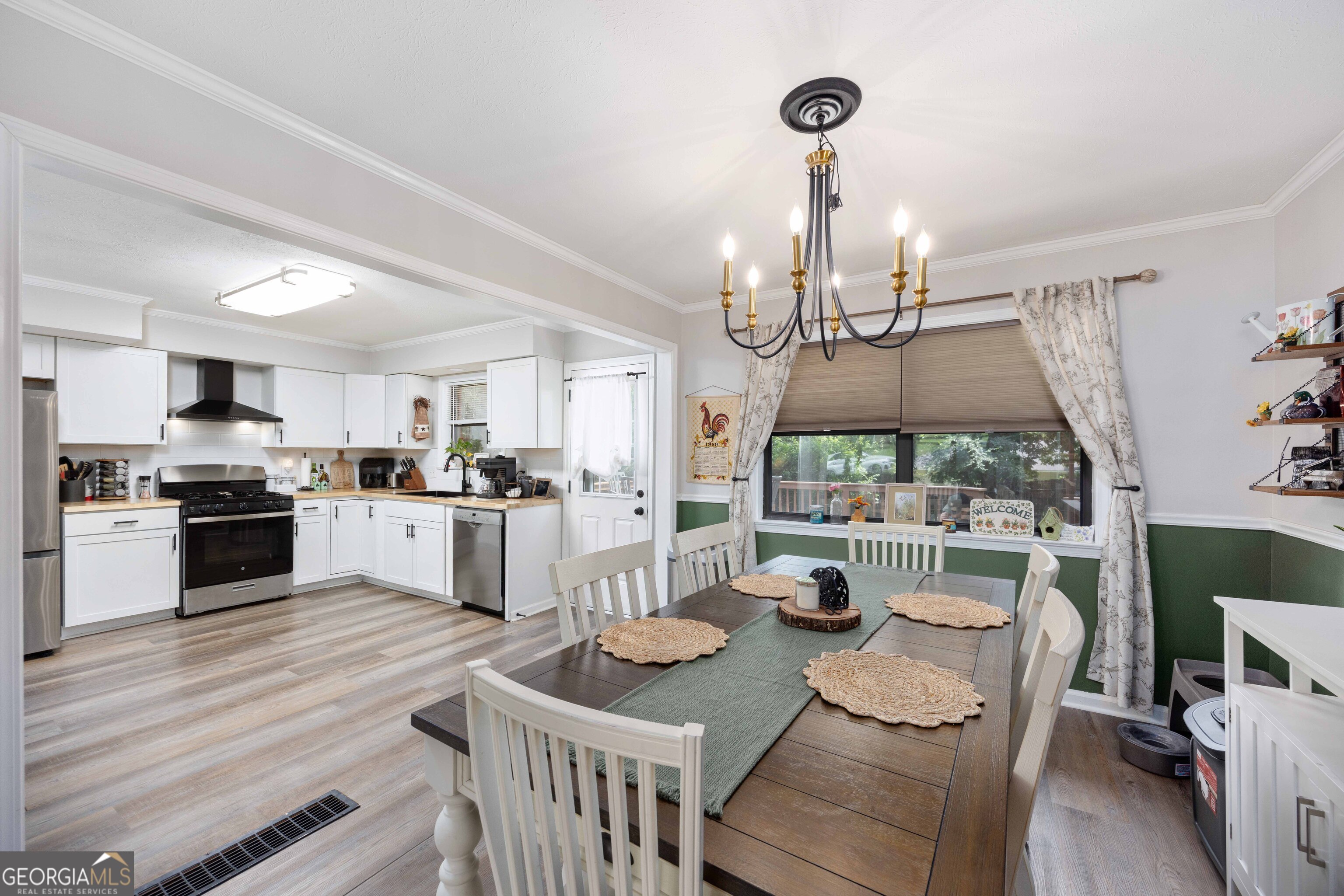 3838 Lyn Drive